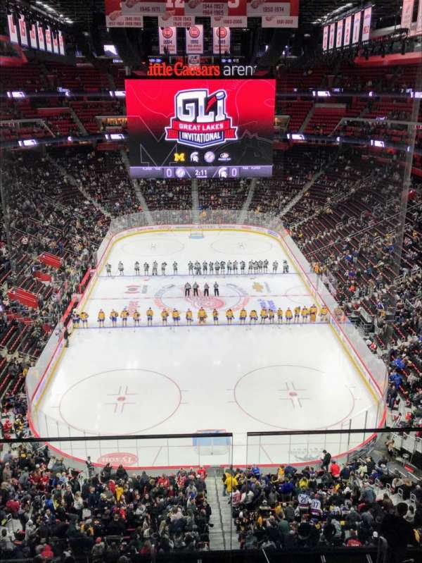 Little Caesars Arena, bloc: 219, rangée: 2, place: 12