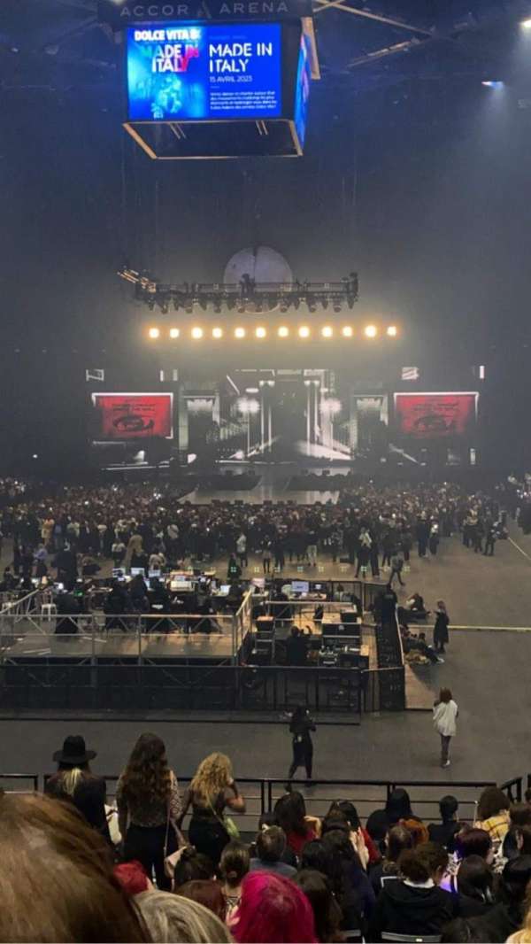 Accor Arena, bloc: Gradin A, rangée: 10, place: 11