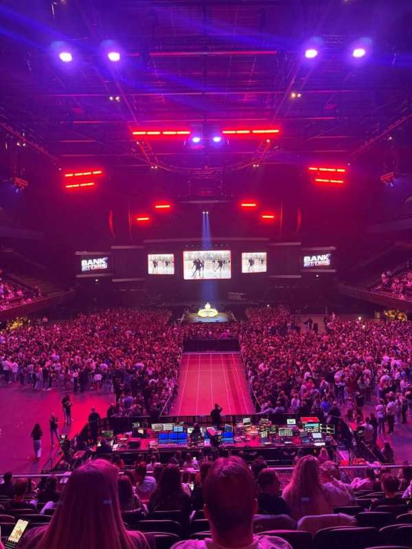 Ziggo Dome, bloc: 107, rangée: 12, place: 215