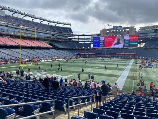 Gillette Stadium, bloc: 140, rangée: 20, place: 16