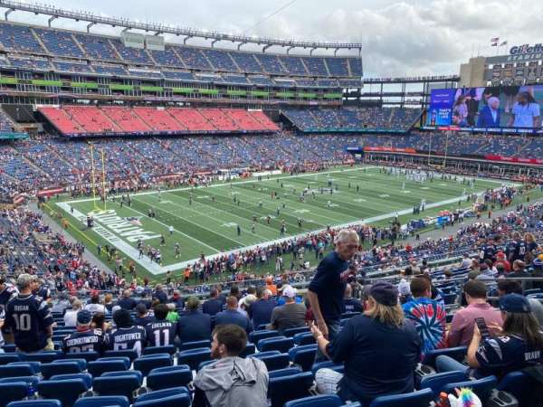 Gillette Stadium, bloc: 237, rangée: 17, place: 10