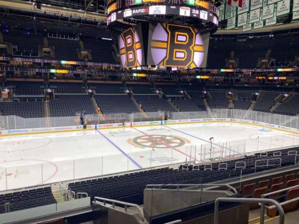 TD Garden, bloc: 145, rangée: h, place: 3
