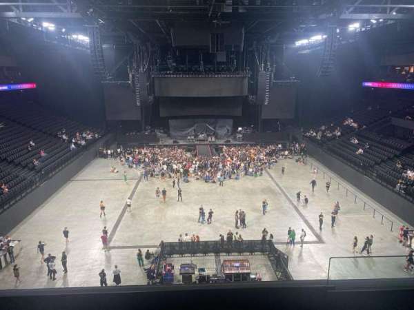 LDLC Arena, bloc: 312, rangée: d, place: 100