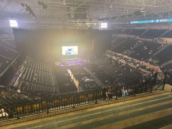Yuengling Center, bloc: 328, rangée: h, place: 15