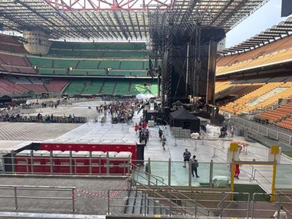 San Siro, bloc: 101, rangée: 10, place: 25