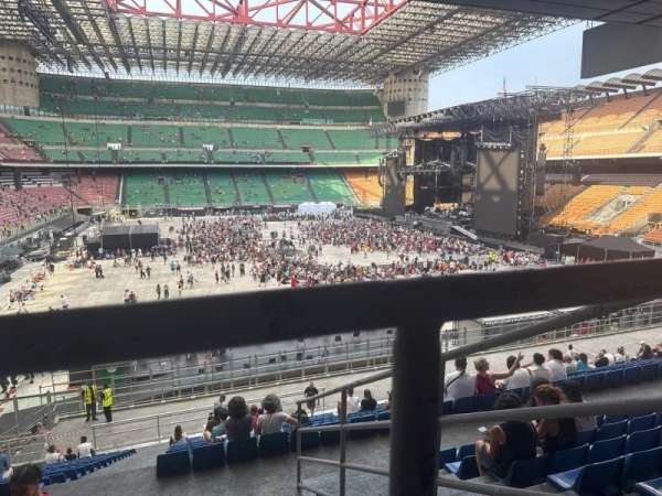 San Siro, bloc: 112, rangée: 8, place: 3