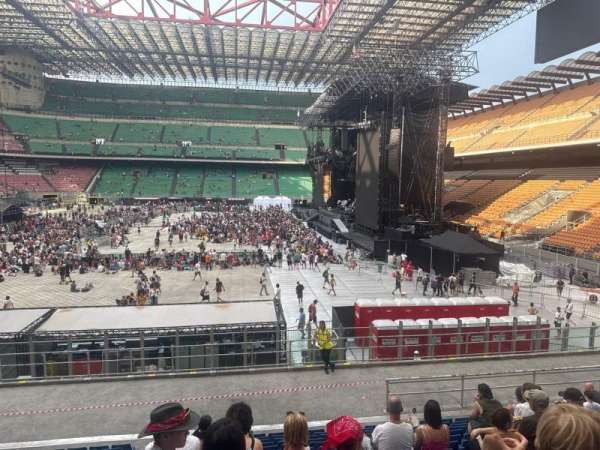San Siro, bloc: 103, rangée: 15, place: 29
