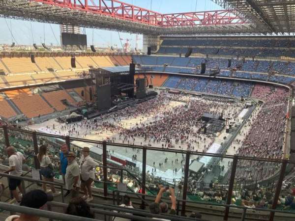 San Siro, bloc: 343, rangée: 6, place: 9