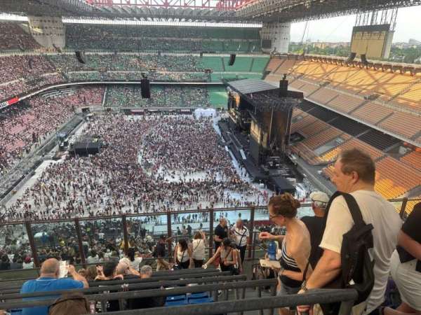 San Siro, bloc: 309, rangée: 10, place: 2