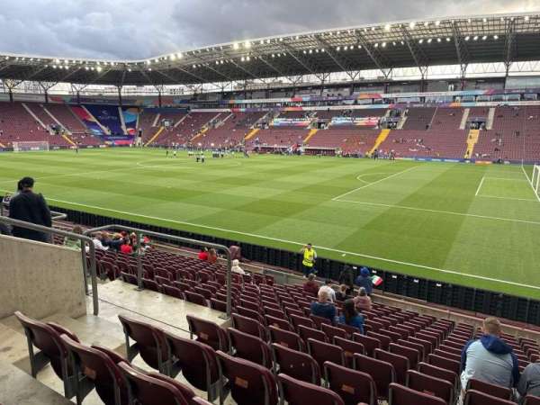 Stade de Genève, bloc: n, rangée: 17, place: 6