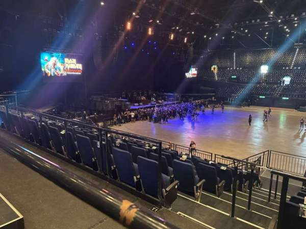 Hallenstadion, bloc: u1, rangée: 31, place: 21