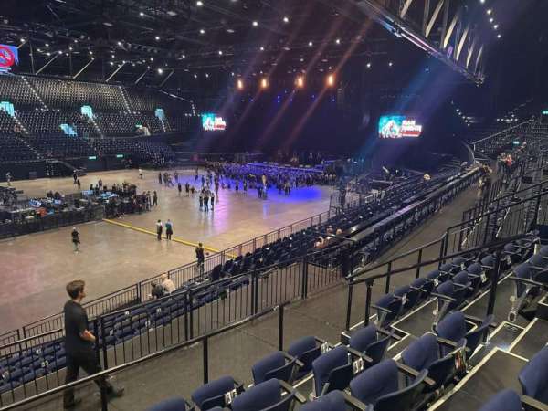 Hallenstadion, bloc: e1, rangée: 35, place: 7