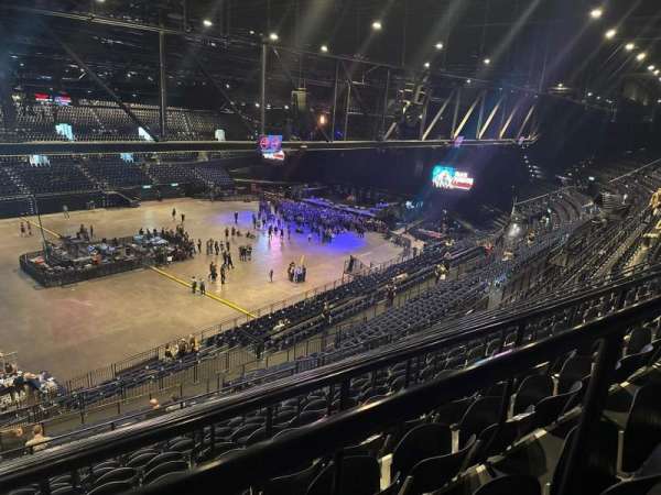 Hallenstadion, bloc: e2, rangée: 50, place: 30