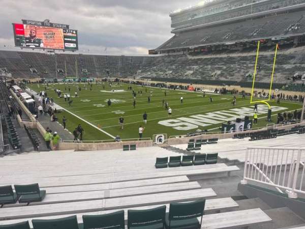 Spartan Stadium, bloc: 3, rangée: 27, place: 45