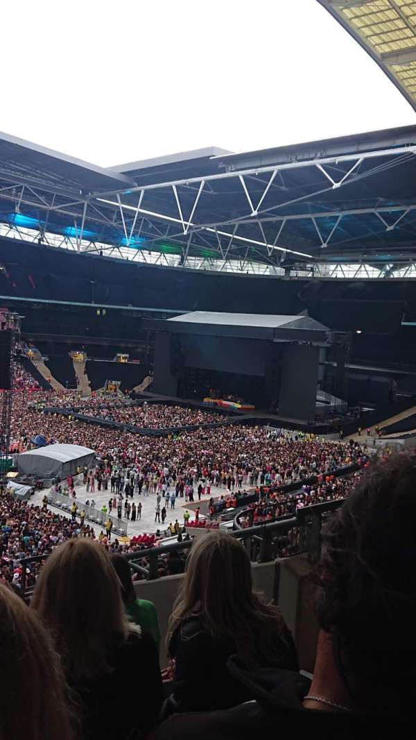 Wembley Stadium, bloc: 203, rangée: 14, place: 52