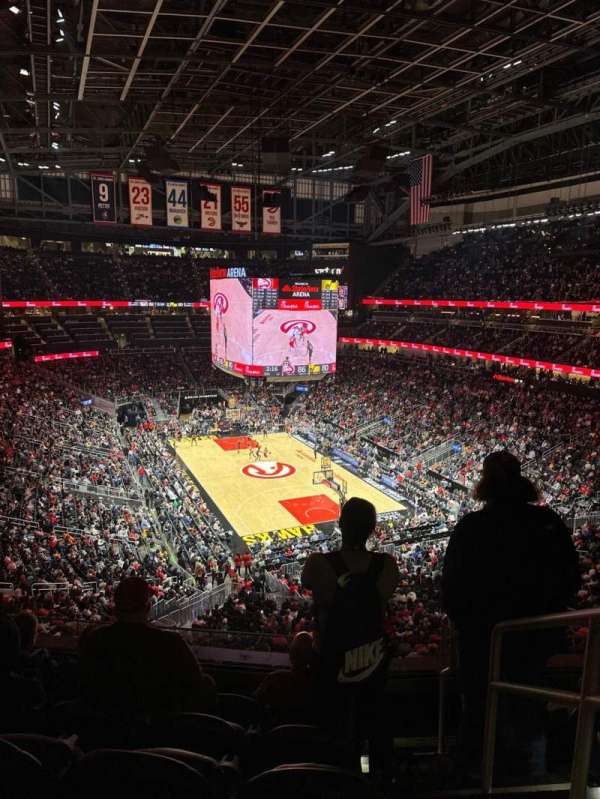 State Farm Arena, bloc: 205, rangée: E, place: 1