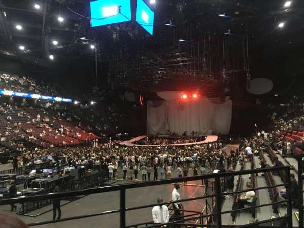Accor Arena, bloc: Gradin C, rangée: 19, place: 2