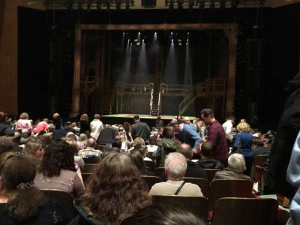 Keller Auditorium, bloc: ORCHESTRA D, rangée: Q, place: 12