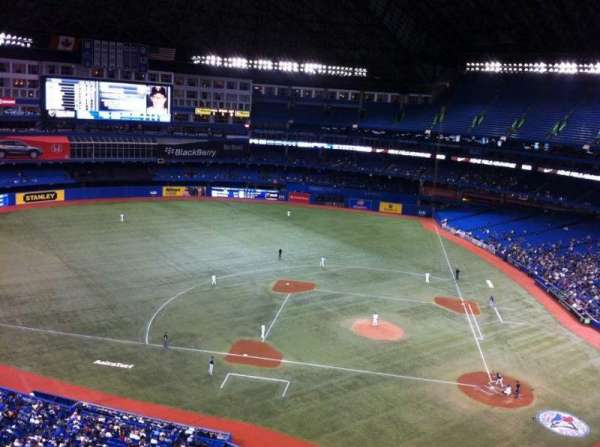 Rogers Centre, bloc: 529, rangée: 8, place: 9