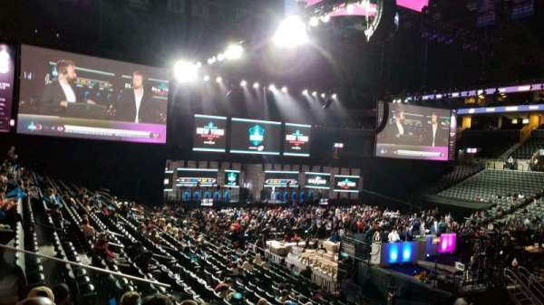 Barclays Center, bloc: 22, rangée: 20, place: 1
