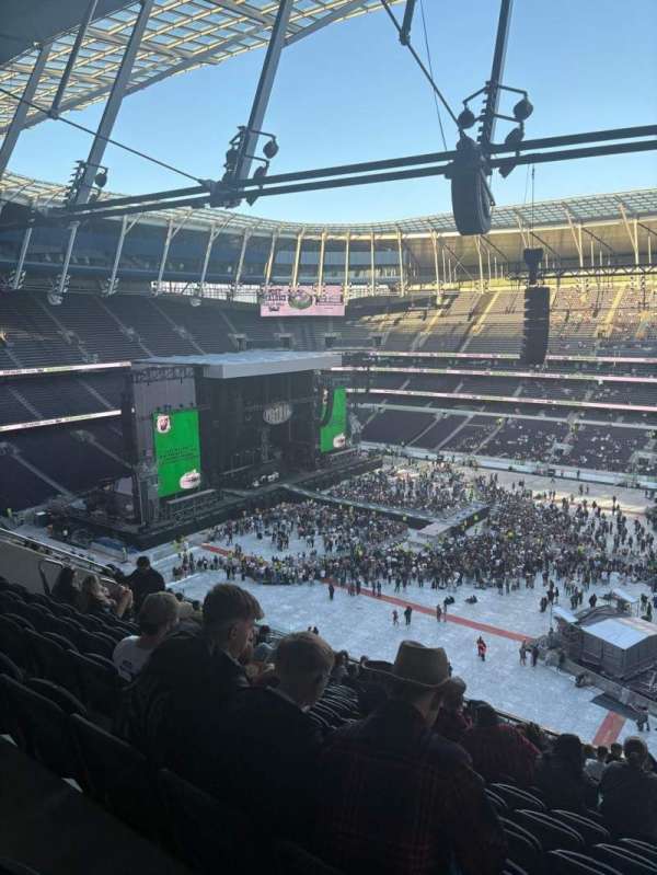 Tottenham Hotspur Stadium, bloc: 502, rangée: 17, place: 100