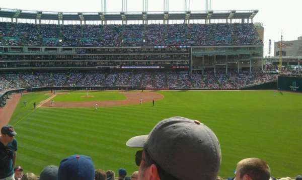 Progressive Field, bloc: 309, rangée: L, place: 21