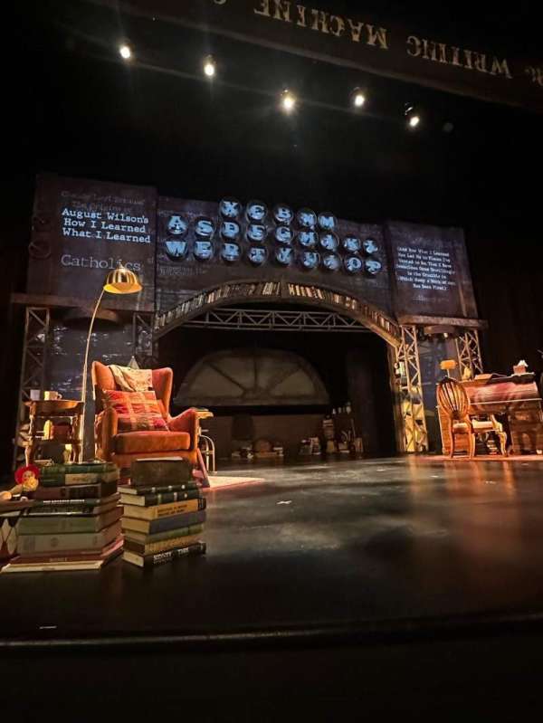 Broadway Playhouse, bloc: Center, rangée: A, place: 12