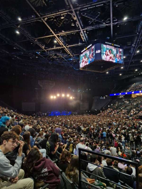 Accor Arena, bloc: Gradin S, rangée: 15, place: 8