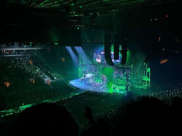 Madison Square Garden, bloc: 209, rangée: 5, place: 11