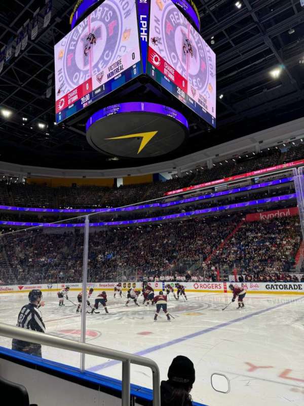 Centre Vidéotron, bloc: 110, rangée: C, place: 21