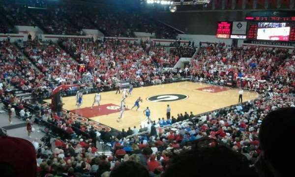 Stegeman Coliseum, bloc: II, rangée: 3, place: 26