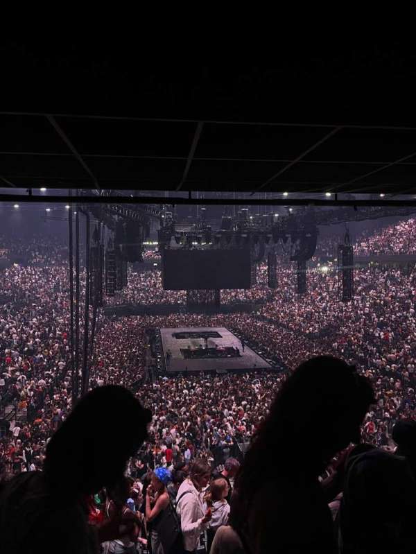Accor Arena, bloc: Gradin J, rangée: 01, place: 21
