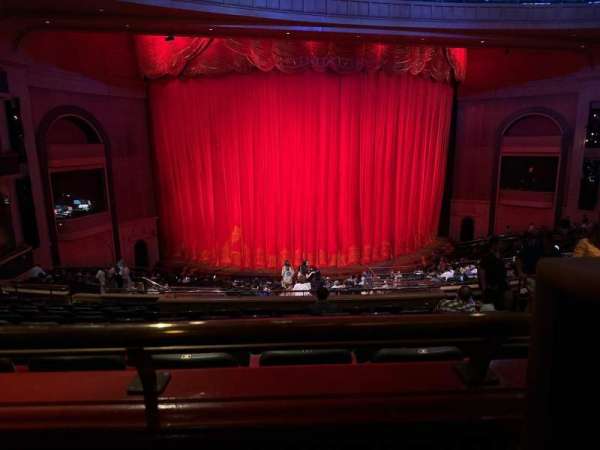 O Theatre, bloc: 200, rangée: L, place: 235