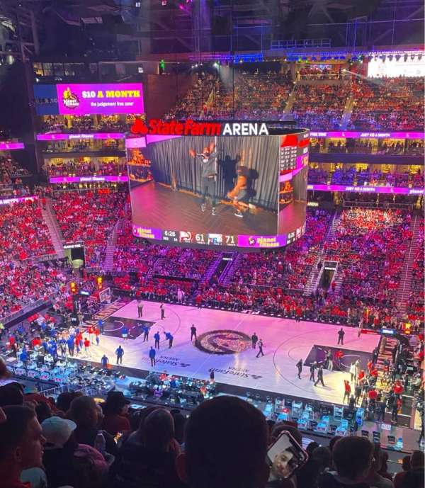 State Farm Arena, bloc: 221, rangée: J, place: 6