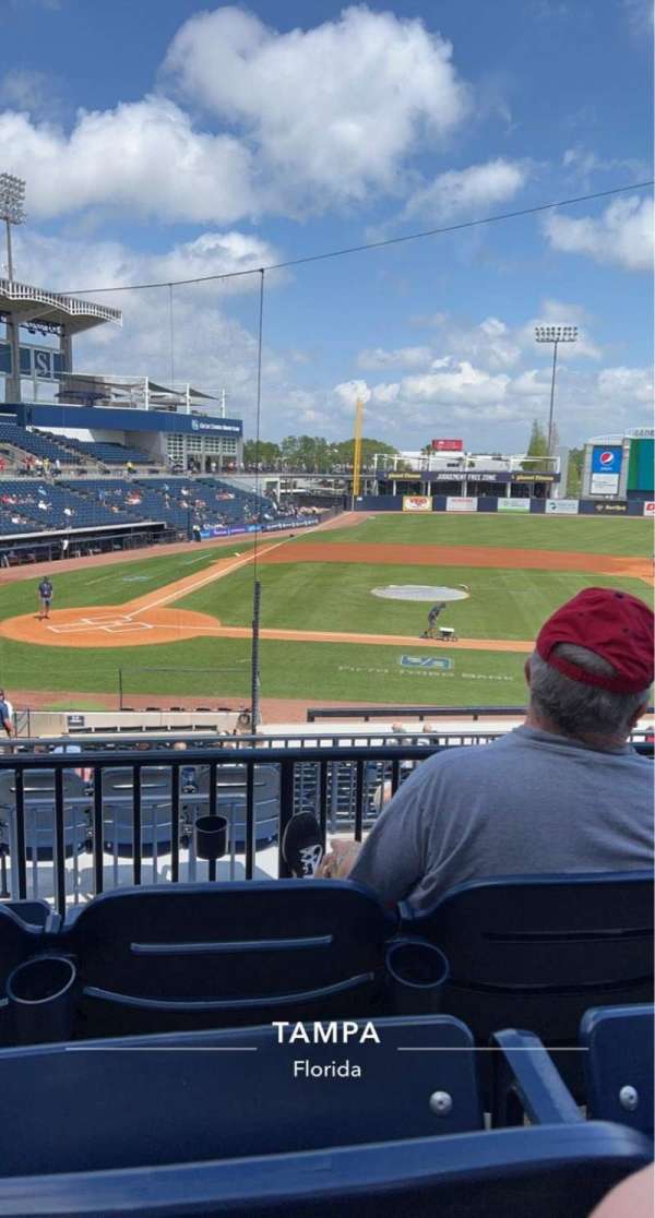 George M. Steinbrenner Field, bloc: 207, rangée: C, place: 6