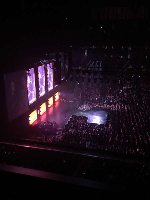Prudential Center, bloc: 127, rangée: 1, place: 8