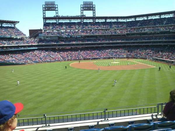 Citizens Bank Park, bloc: 244, rangée: 5, place: 16