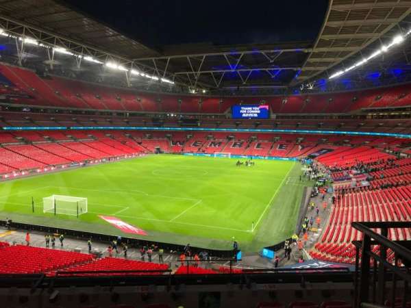 Wembley Stadium, bloc: 211, rangée: 11, place: 223