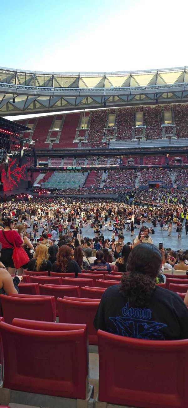 Estadio Metropolitano, Madrid, bloc: 122, rangée: 26, place: 23