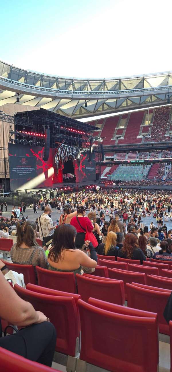 Estadio Metropolitano, Madrid, bloc: 122, rangée: 26, place: 23
