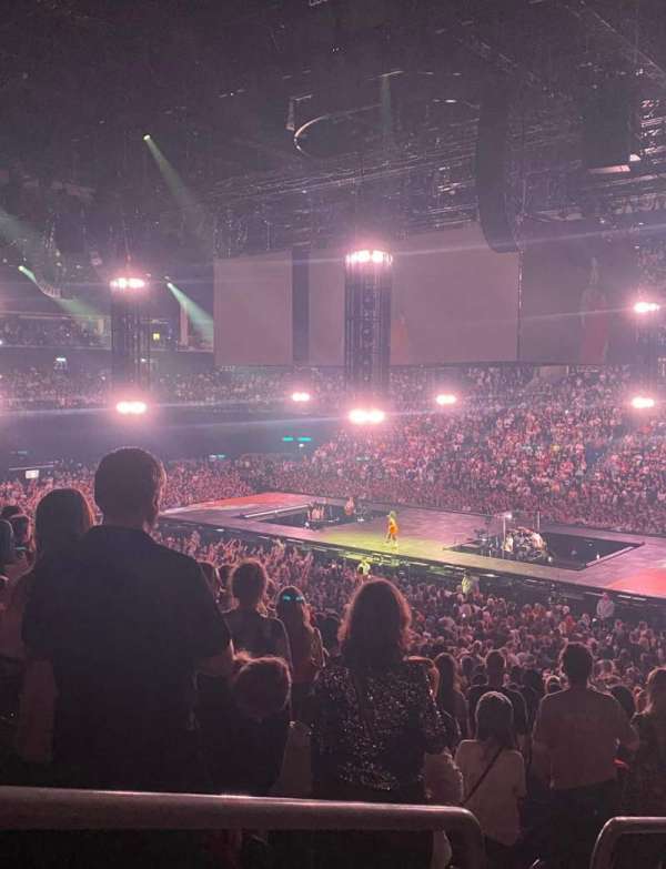 Uber Arena, bloc: 218, rangée: 22, place: 9