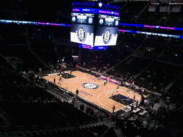 Barclays Center, bloc: 220, rangée: 4, place: 17