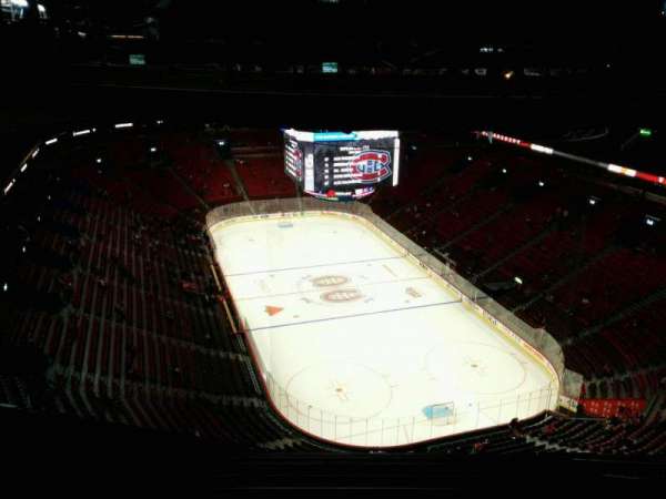 Centre Bell, bloc: 330, rangée: M, place: 8
