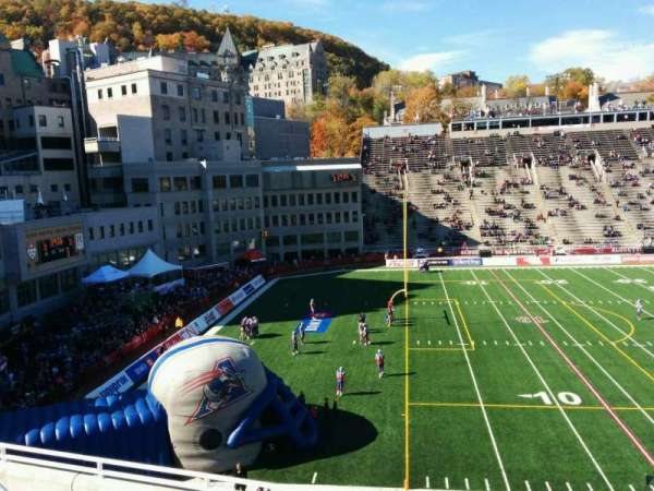 Percival Molson Memorial Stadium, bloc: x2, rangée: 6, place: 22