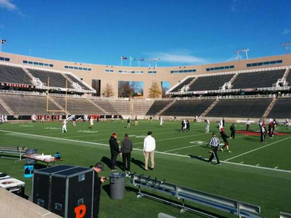 Princeton Stadium, bloc: 5, rangée: 3, place: 20