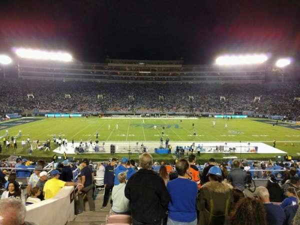 Rose Bowl, bloc: 4-H, rangée: 40, place: 103