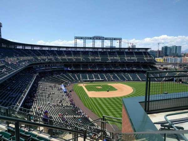 Coors Field, bloc: U310, rangée: 14, place: 8