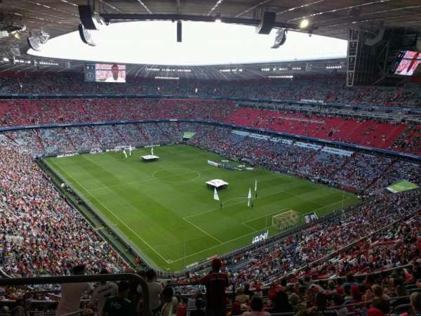 Allianz Arena, bloc: 335, rangée: 13, place: 13