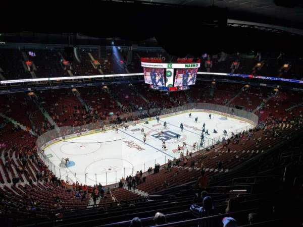 Rogers Arena, bloc: 311, rangée: 15, place: 110
