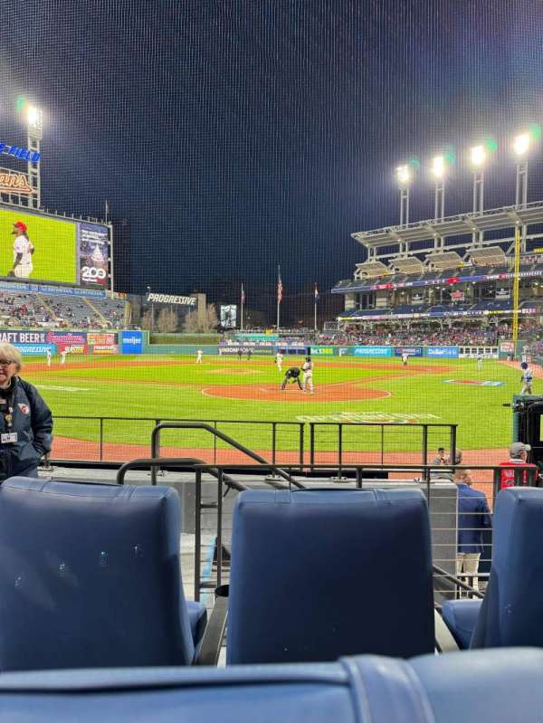 Progressive Field, bloc: CC3, rangée: 4, place: 12
